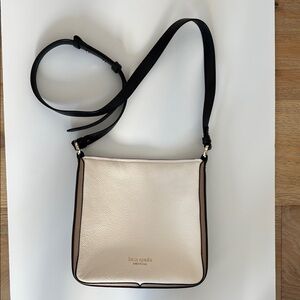 Kate Spade Cream and Black Crossbody Bag with Modern Design